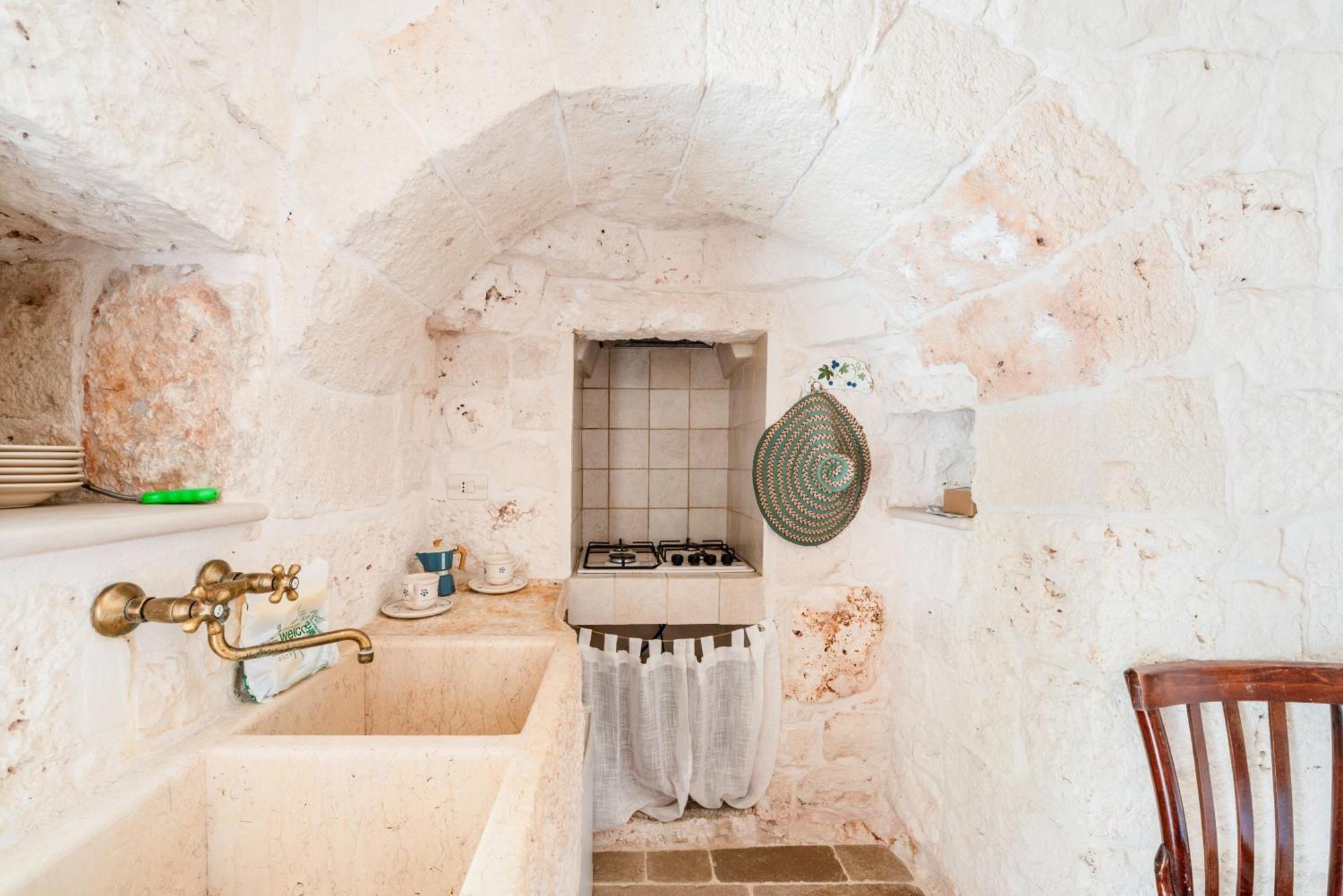 White Conus By Rentbeat Villa Ostuni Exterior photo